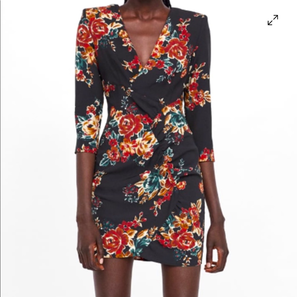 Zara floral print Mini dress Size small